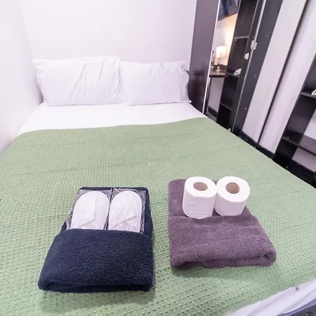 Compact Studios Available Close To Uob And 10Mins From The City! Birmingham Room photo