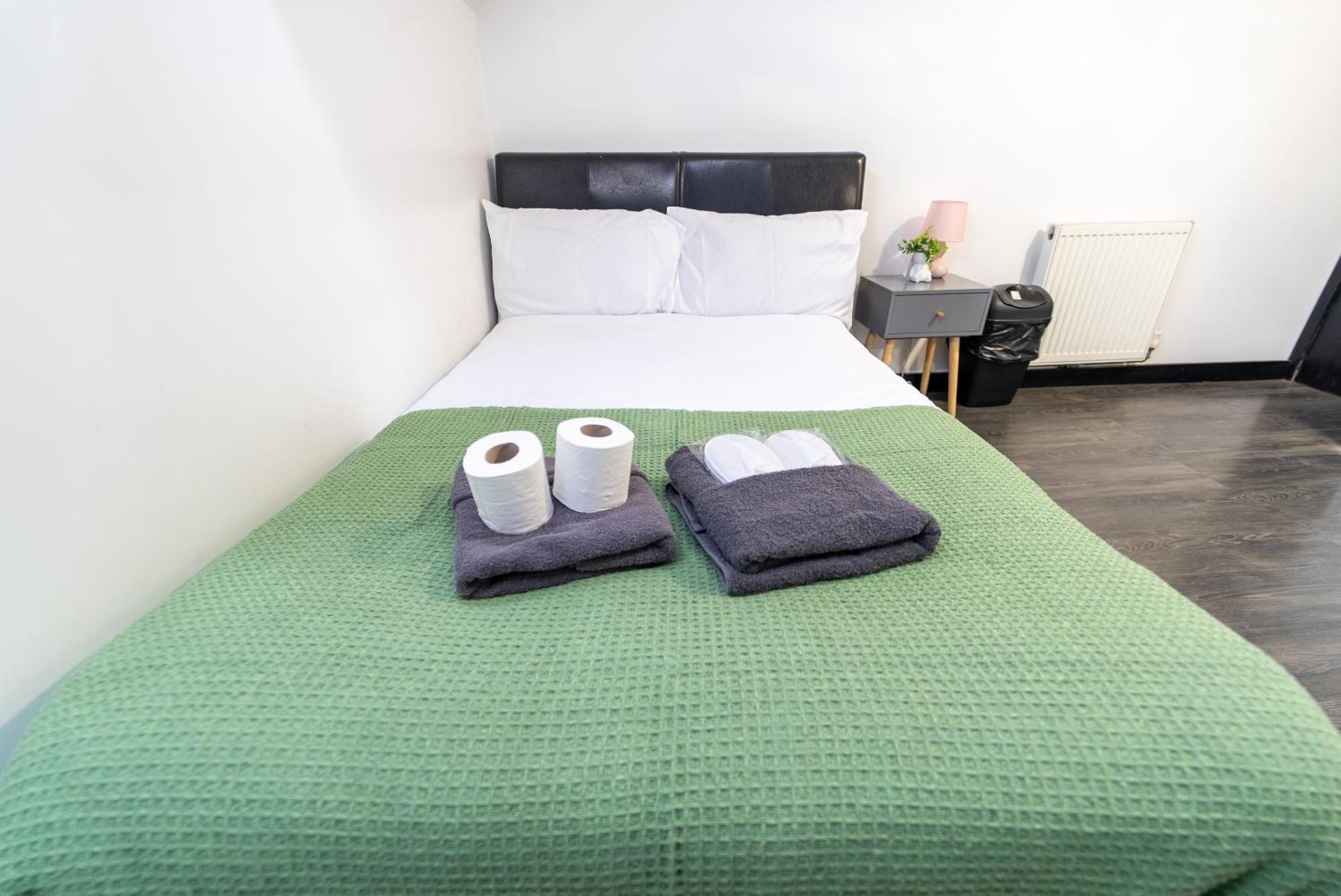 Compact Available Close To Uob And 10mins From The City! Apartment